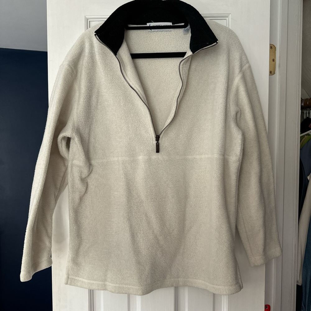 Marsh Landing white half zip fleece